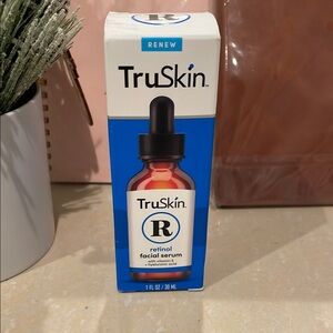 Skin Retinol Facial Serum - Blue and‎ White